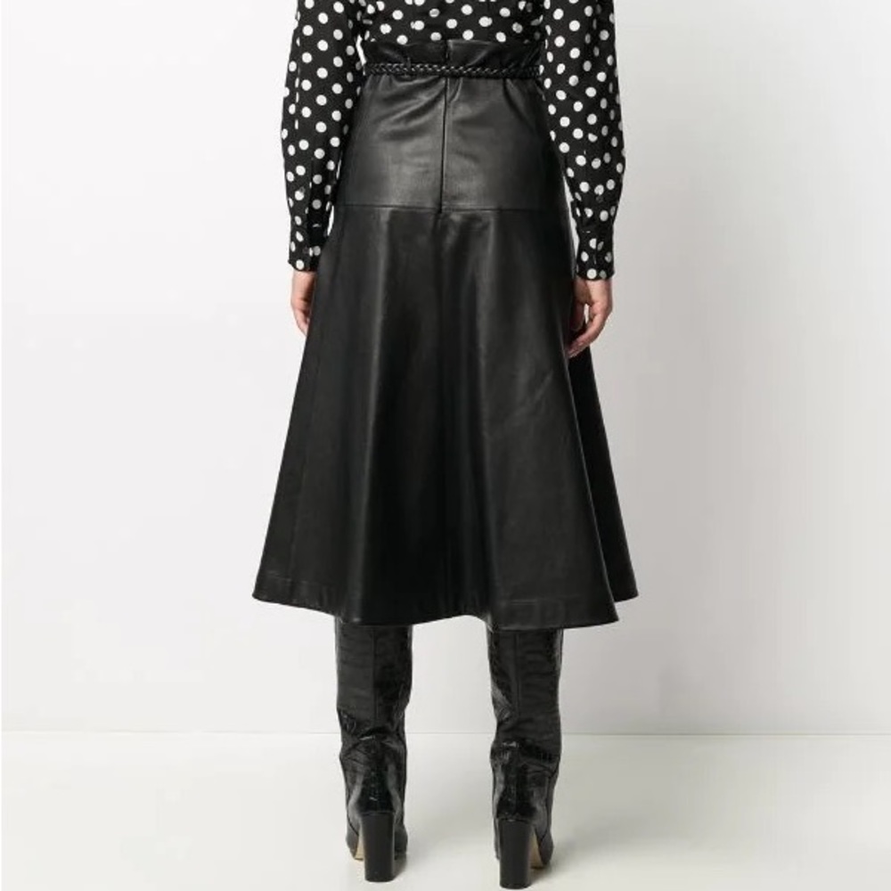Valentino
braided-belt A-line skirt IT38 - Picture 3 of 6
